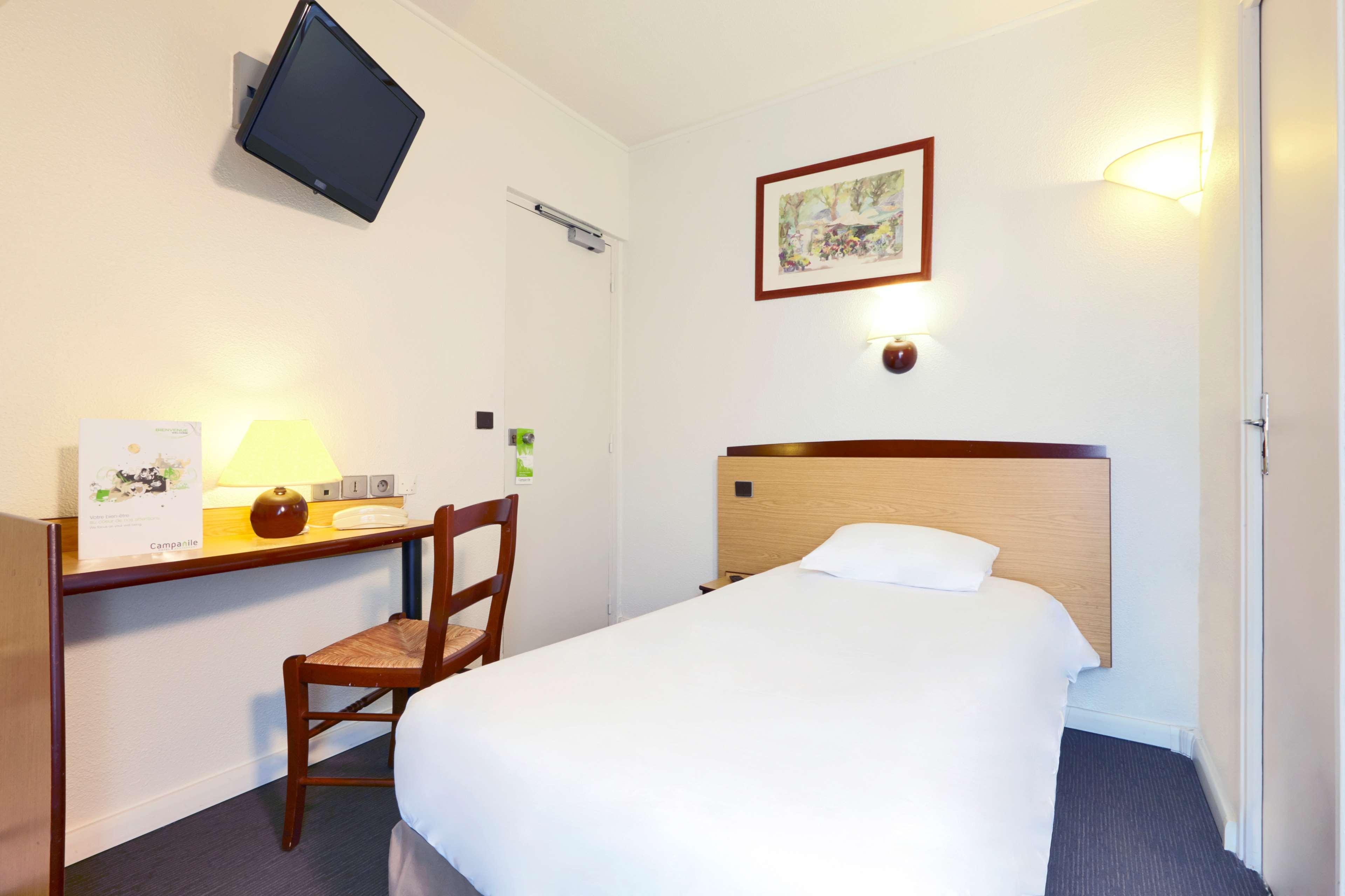 Campanile Paris Ouest - Boulogne Hotel Buitenkant foto