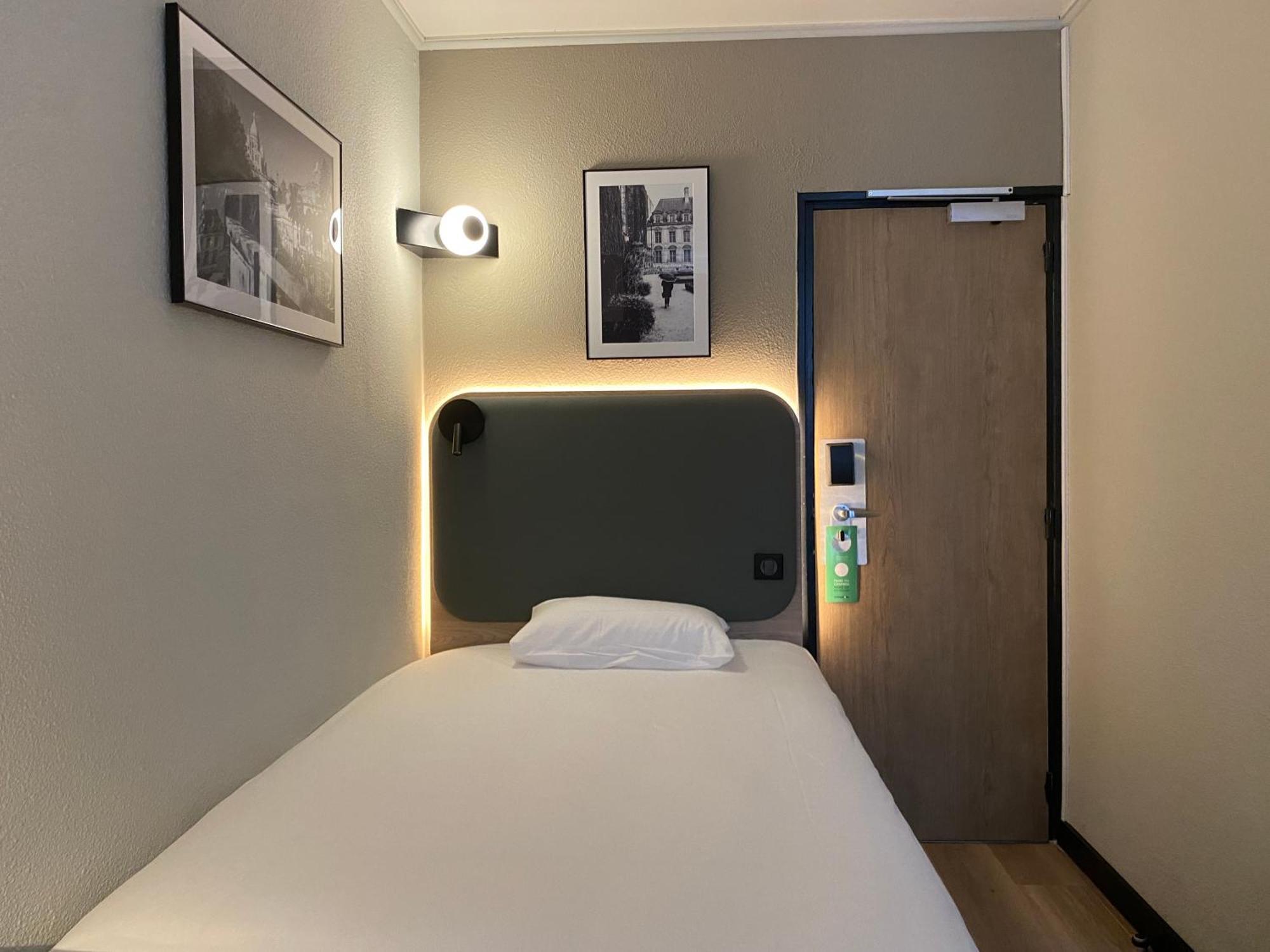Campanile Paris Ouest - Boulogne Hotel Buitenkant foto