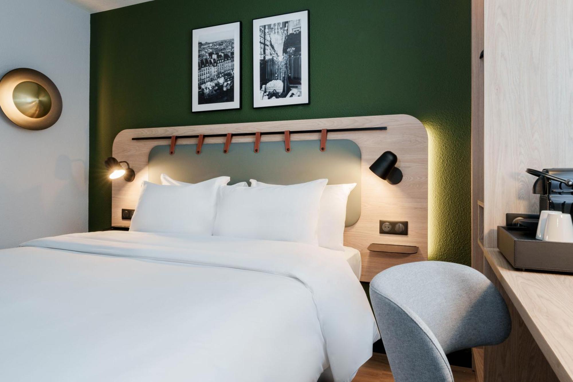 Campanile Paris Ouest - Boulogne Hotel Buitenkant foto